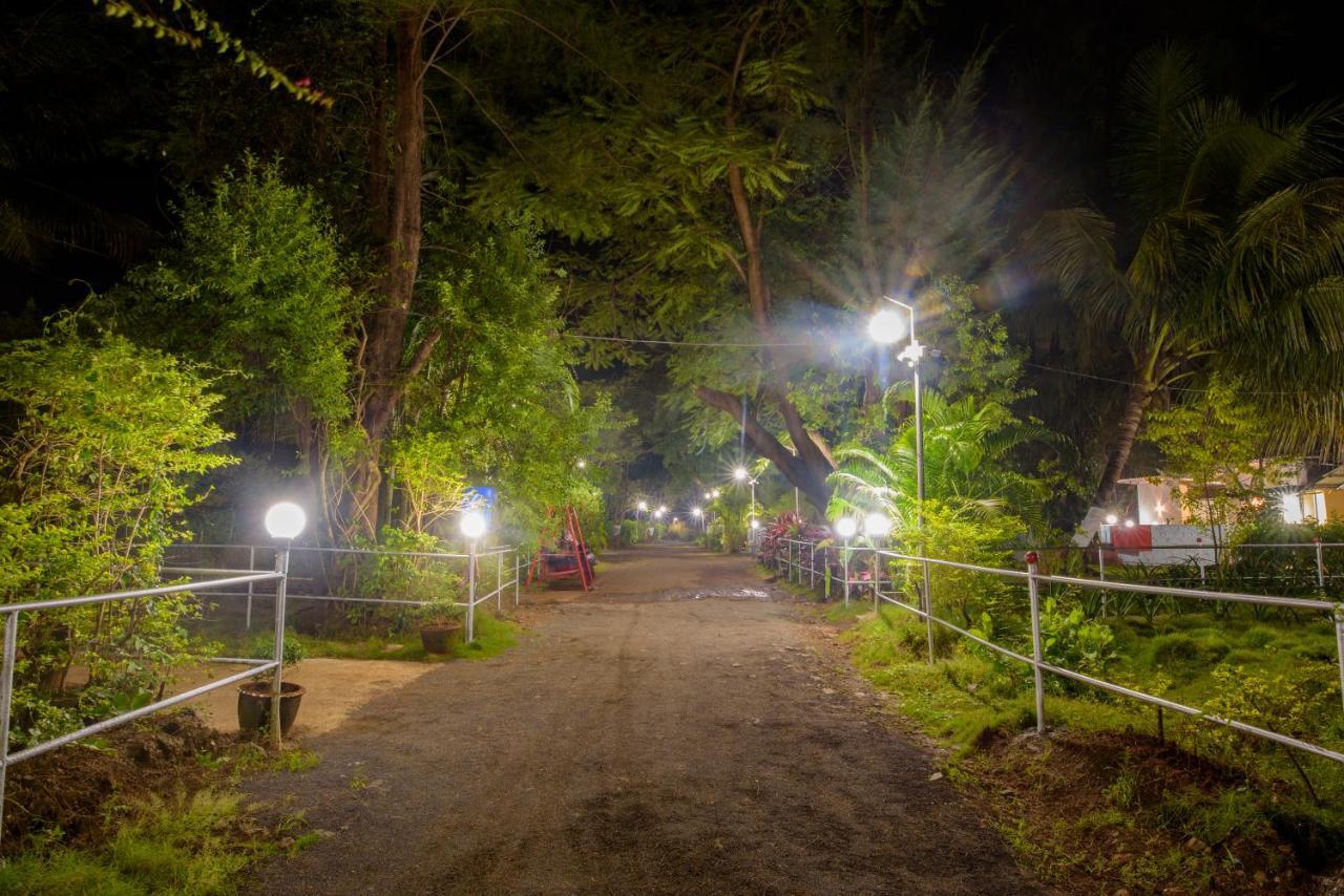 Prajakta Rest House อลีบาก ภายนอก รูปภาพ