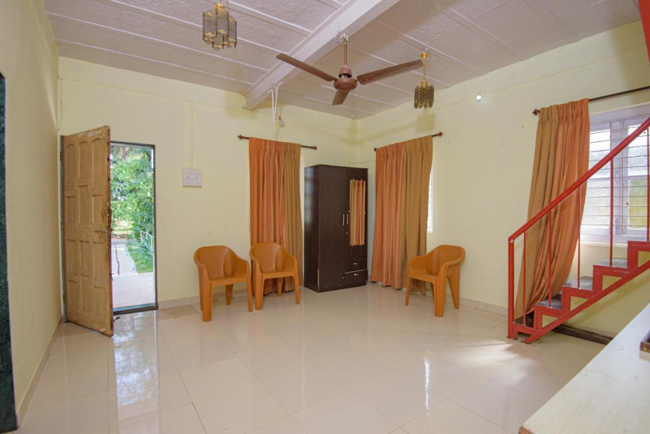 Prajakta Rest House อลีบาก ภายนอก รูปภาพ