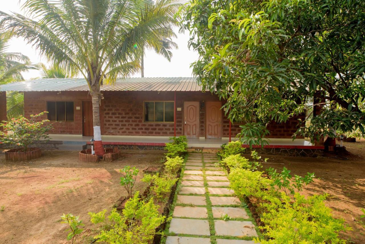 Prajakta Rest House อลีบาก ภายนอก รูปภาพ